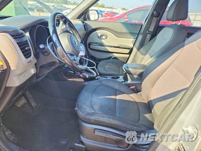 Zdjęcie 7 z 12 samochodu: 2019 KIA SOUL + VIN:KNDJP3A55K7640291 - miniatura