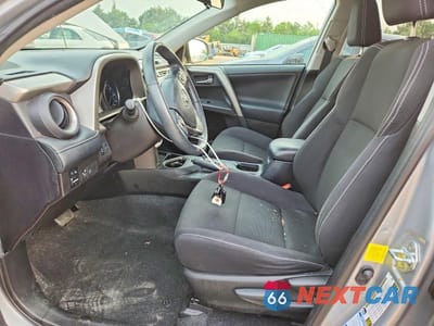 Zdjęcie 7 z 13 samochodu: 2018 TOYOTA RAV4 XLE VIN:2T3RFREV5JW839136 - miniatura