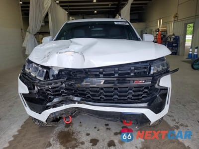 Piąte zdjęcie samochodu w środku: 2023 CHEVROLET SUBURBAN K1500 Z71 VIN:1GNSKDKD5PR112106 - miniatura