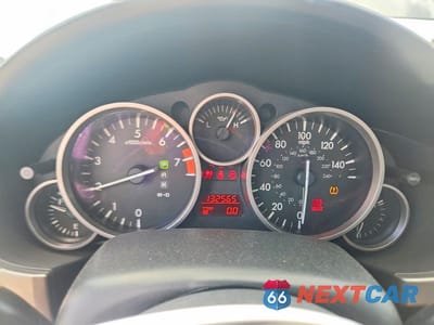 Zdjęcie 9 z 13 samochodu: 2011 MAZDA MX-5 MIATA VIN:JM1NC2MF5B0215609 - miniatura