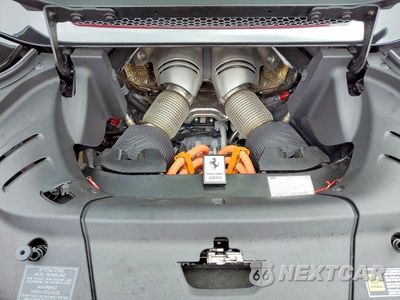 Zdjęcie 11 z 12 samochodu: 2025 FERRARI 296 GTS VIN:ZFF01SMA4S0320258 - miniatura
