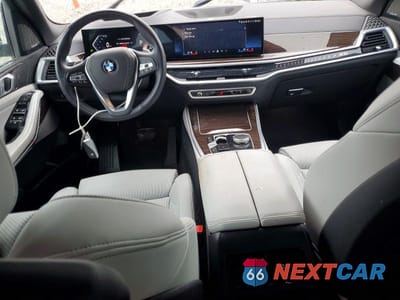 Zdjęcie 8 z 13 samochodu: 2024 BMW X5 XDRIVE40I VIN:5UX23EU02R9S36275 - miniatura