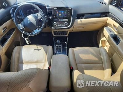 Zdjęcie 8 z 12 samochodu: 2018 MITSUBISHI OUTLANDER SE VIN:JA4AZ3A33JZ071740 - miniatura