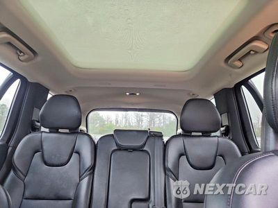Zdjęcie 10 z 13 samochodu: 2021 VOLVO XC90 T5 MOMENTUM VIN:YV4102PK1M1739107 - miniatura