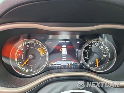 Zdjęcie 9 z 13 samochodu: 2017 JEEP CHEROKEE LIMITED VIN:1C4PJMDS4HW562071 - miniatura