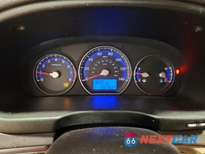 Zdjęcie 9 z 12 samochodu: 2010 HYUNDAI SANTA FE GLS VIN:5NMSGDAB8AH412891 - miniatura