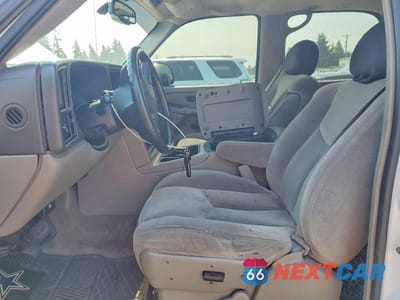 Zdjęcie 7 z 13 samochodu: 2005 GMC YUKON VIN:1GKEK13T85R104898 - miniatura