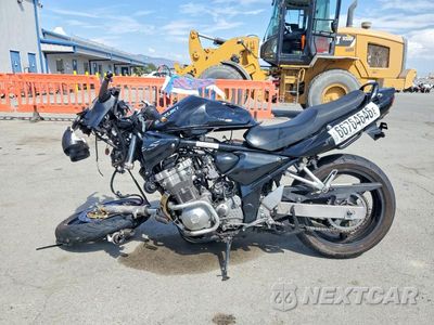 Trzecie zdjęcie samochodu z tyłu: 2002 SUZUKI GSF600 S VIN:JS1GN7AA422100586 - miniatura