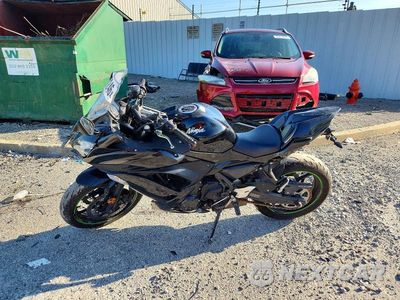 Trzecie zdjęcie samochodu z tyłu: 2019 KAWASAKI EX650 J VIN:JKAEXEJ12KDA03111 - miniatura