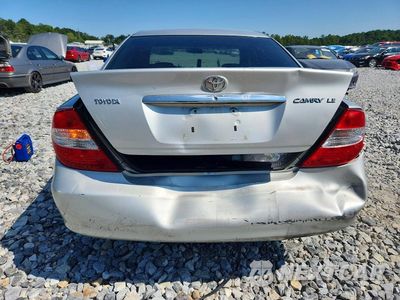 Zdjęcie 6 z 12 samochodu: 2004 TOYOTA CAMRY LE VIN:4T1BE32K04U806330 - miniatura