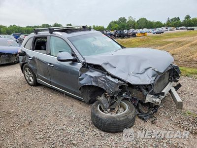 Czwarte zdjęcie samochodu z boku: 2016 AUDI Q5 PREMIUM PLUS VIN:WA1L2AFP6GA079402 - miniatura