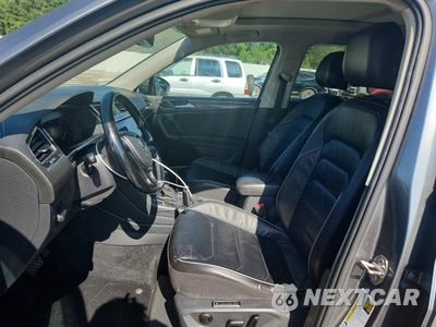 Zdjęcie 7 z 14 samochodu: 2018 VOLKSWAGEN TIGUAN SEL PREMIUM VIN:3VV4B7AX7JM003557 - miniatura