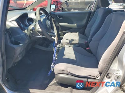 Zdjęcie 7 z 13 samochodu: 2013 HONDA FIT VIN:JHMGE8H39DC077644 - miniatura
