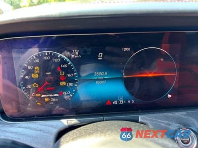 Zdjęcie 9 z 10 samochodu: 2019 MERCEDES-BENZ AMG GT 53 VIN:WDD7X6BBXKA009769 - miniatura