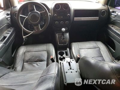Zdjęcie 8 z 13 samochodu: 2014 JEEP COMPASS SPORT VIN:1C4NJDBB6ED591735 - miniatura