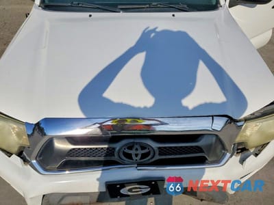 Zdjęcie 11 z 12 samochodu: 2013 TOYOTA TACOMA DOUBLE CAB VIN:5TFJX4GN5DX024316 - miniatura