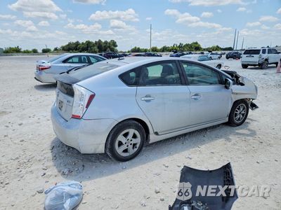 Trzecie zdjęcie samochodu z tyłu: 2011 TOYOTA PRIUS THREE VIN:JTDKN3DU9B1443639 - miniatura