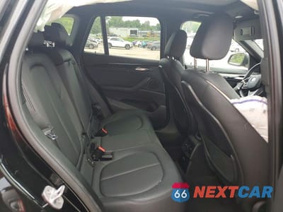Zdjęcie 10 z 12 samochodu: 2020 BMW X1 XDRIVE28I VIN:WBXJG9C04L5P23702 - miniatura