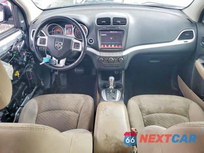 Zdjęcie 8 z 14 samochodu: 2011 DODGE JOURNEY CREW VIN:3D4PG3FG9BT540052 - miniatura