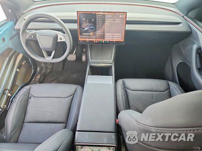 Zdjęcie 8 z 14 samochodu: 2026 TESLA MODEL Y VIN:7SAYGDED6TF650087 - miniatura
