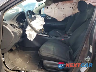 Zdjęcie 7 z 13 samochodu: 2019 NISSAN SENTRA SR VIN:3N1AB7AP0KY318215 - miniatura