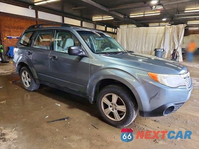 Piąte zdjęcie samochodu w środku: 2011 SUBARU FORESTER 2.5X VIN:JF2SHABC3BH727833 - miniatura