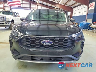 Piąte zdjęcie samochodu w środku: 2025 FORD ESCAPE ST LINE VIN:1FMCU9MN4SUA88862 - miniatura