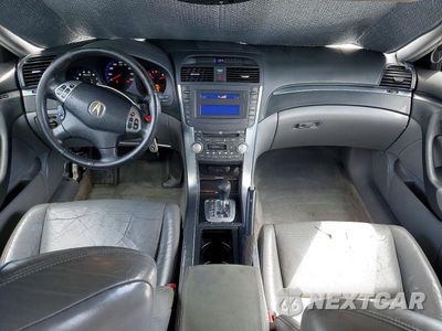 Zdjęcie 8 z 13 samochodu: 2006 ACURA 3.2TL VIN:19UUA66256A057440 - miniatura