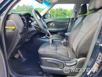 Zdjęcie 7 z 13 samochodu: 2018 KIA SOUL + VIN:KNDJP3A58J7598584 - miniatura