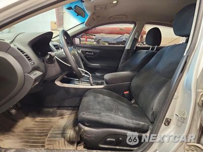 Zdjęcie 7 z 13 samochodu: 2015 NISSAN ALTIMA 2.5 S VIN:1N4AL3AP6FN380505 - miniatura