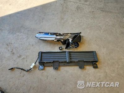 Zdjęcie 13 z 14 samochodu: 2026 CHEVROLET EQUINOX RS VIN:3GNAXTEG4TL340922 - miniatura