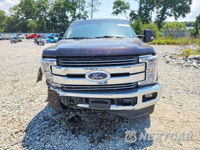 Piąte zdjęcie samochodu w środku: 2019 FORD F250 SUPER DUTY VIN:1FT7W2BT4KEC29576 - miniatura