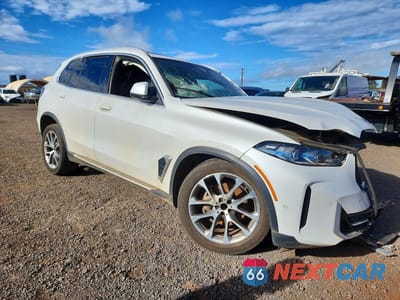 Czwarte zdjęcie samochodu z boku: 2024 BMW X5 SDRIVE 40I VIN:5UX13EU02R9U22622 - miniatura