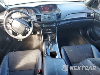 Zdjęcie 8 z 12 samochodu: 2016 HONDA ACCORD SPORT VIN:1HGCR2F50GA156188 - miniatura