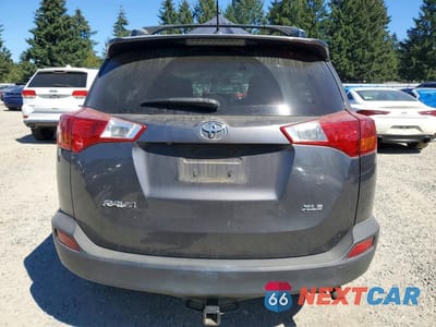 Zdjęcie 6 z 13 samochodu: 2014 TOYOTA RAV4 XLE VIN:JTMWFREV2EJ003744 - miniatura