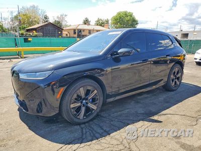 2024 BMW IX XDRIVE50 WB523CF07RCP85536 - główne zdjęcie licytacji z USA - miniatura