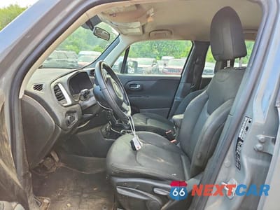 Zdjęcie 7 z 13 samochodu: 2020 JEEP RENEGADE SPORT VIN:ZACNJBAB5LPL13748 - miniatura