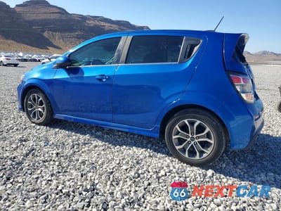 Drugie zdjęcie samochodu z przodu: 2018 CHEVROLET SONIC LT VIN:1G1JD6SH5J4102864 - miniatura