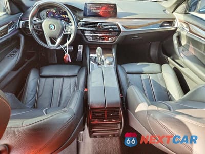 Zdjęcie 8 z 12 samochodu: 2019 BMW 540 I VIN:WBAJE5C56KWW02814 - miniatura