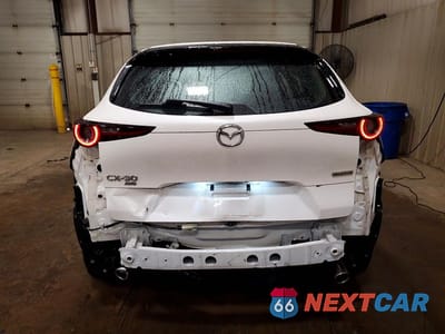 Zdjęcie 6 z 14 samochodu: 2021 MAZDA CX-30 VIN:3MVDMBAL4MM219927 - miniatura