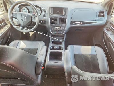 Zdjęcie 8 z 12 samochodu: 2017 DODGE GRAND CARAVAN SXT VIN:2C4RDGCG1HR662605 - miniatura
