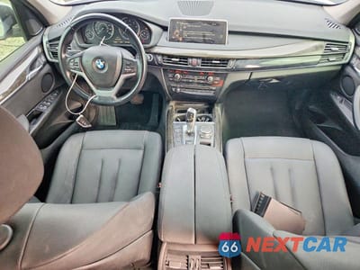 Zdjęcie 8 z 12 samochodu: 2015 BMW X5 SDRIVE35I VIN:5UXKR2C5XF0H38268 - miniatura