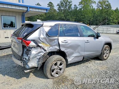 Trzecie zdjęcie samochodu z tyłu: 2023 TOYOTA RAV4 XLE VIN:2T3W1RFV0PC220888 - miniatura