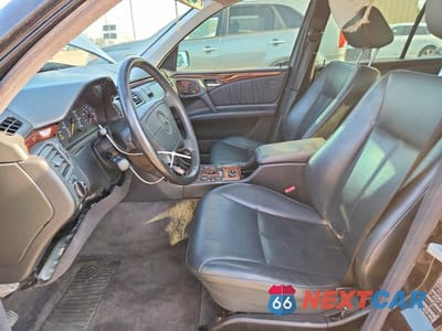 Zdjęcie 7 z 12 samochodu: 1999 MERCEDES-BENZ E 320 VIN:WDBJF65H1XA828744 - miniatura
