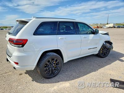 Trzecie zdjęcie samochodu z tyłu: 2017 JEEP GRAND CHEROKEE LAREDO VIN:1C4RJFAG6HC700828 - miniatura