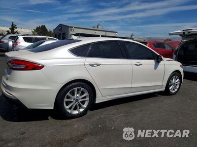 Trzecie zdjęcie samochodu z tyłu: 2019 FORD FUSION SE VIN:3FA6P0HD5KR178444 - miniatura