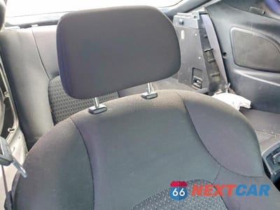 Zdjęcie 10 z 12 samochodu: 2008 HYUNDAI TIBURON GS VIN:KMHHM66DX8U265366 - miniatura