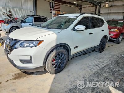 2017 NISSAN ROGUE SV 5N1AT2MV5HC768575 - główne zdjęcie licytacji z USA - miniatura