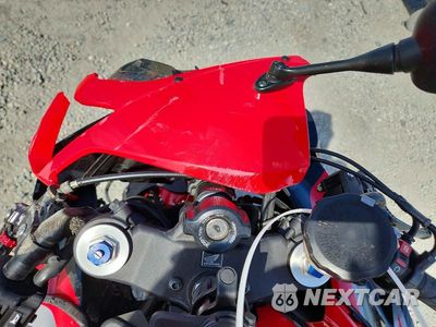 Zdjęcie 7 z 9 samochodu: 2011 HONDA CBR600 RR VIN:JH2PC4064BK400093 - miniatura