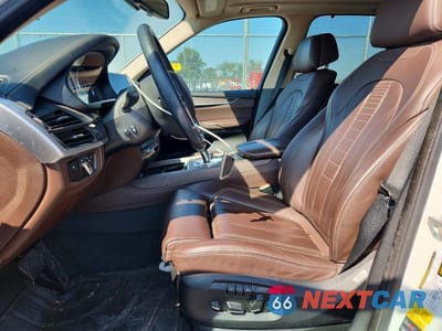 Zdjęcie 7 z 13 samochodu: 2016 BMW X5 XDR40E VIN:5UXKT0C54G0F74829 - miniatura